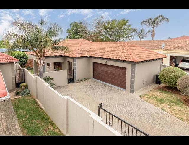 3 BEDROOM PROPERTY TO RENT IN RUIMSIG